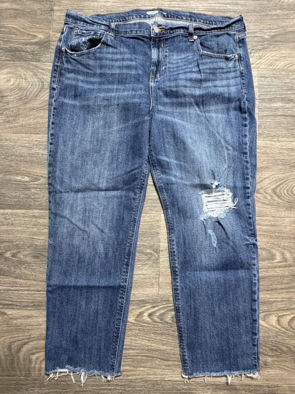 Old Navy Boyfriend Distressed Frayed-Hem Jeans 16 Medium Wash Cotton Denim